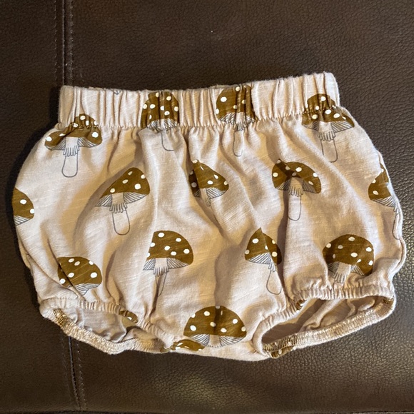 Rylee + Cru Mushroom Button-up Dress and Bloomers 6-12m - Picture 5 of 5